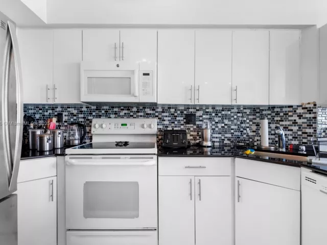 Продажа квартиры #2502 - фото 6636533