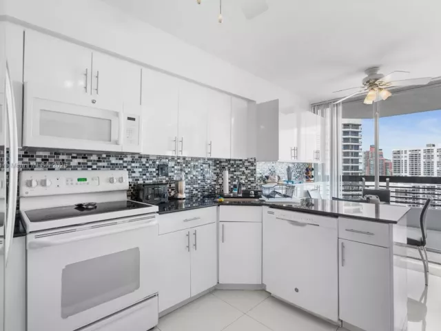 Продажа квартиры #2502 - фото 6636534