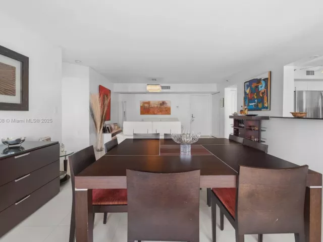 Продажа квартиры #2502 - фото 6636536