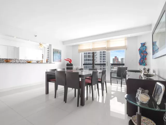 Продажа квартиры #2502 - фото 6636537