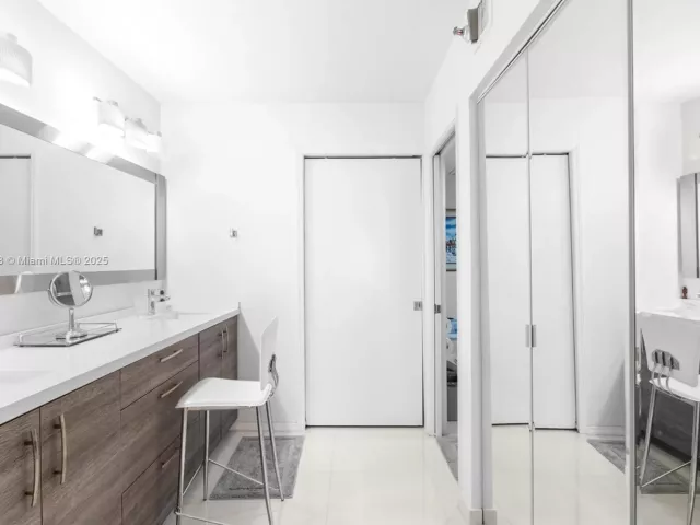 Продажа квартиры #2502 - фото 6636526