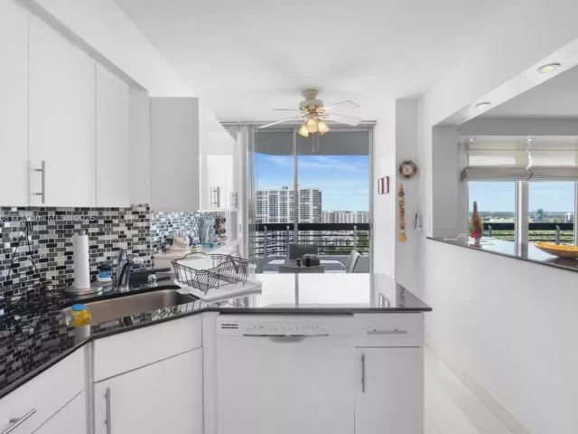 Продажа квартиры #2502 - фото 6636530