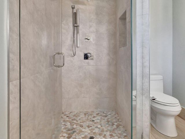 Дом в аренду по адресу 4517 NW 5th Avenue - фото 6843741