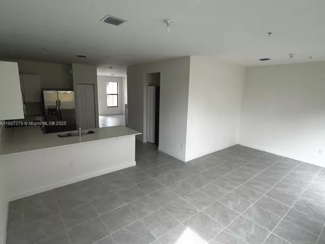 Продажа дома по адресу 285 SW 159th Ln - фото 6618753