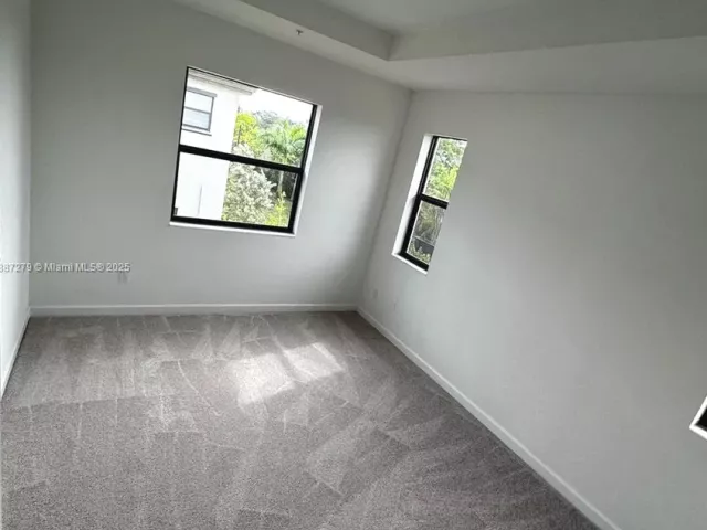Продажа дома по адресу 285 SW 159th Ln - фото 6618738