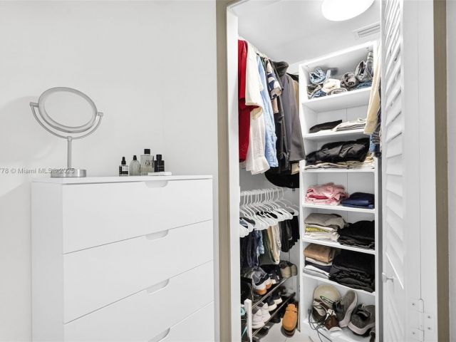 Продажа квартиры #3708 - фото 7435045