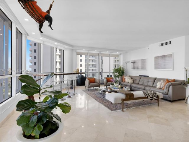 Продажа квартиры #1905 - фото 6624864