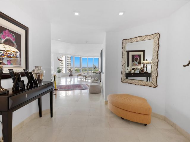 Продажа квартиры #1905 - фото 6624866