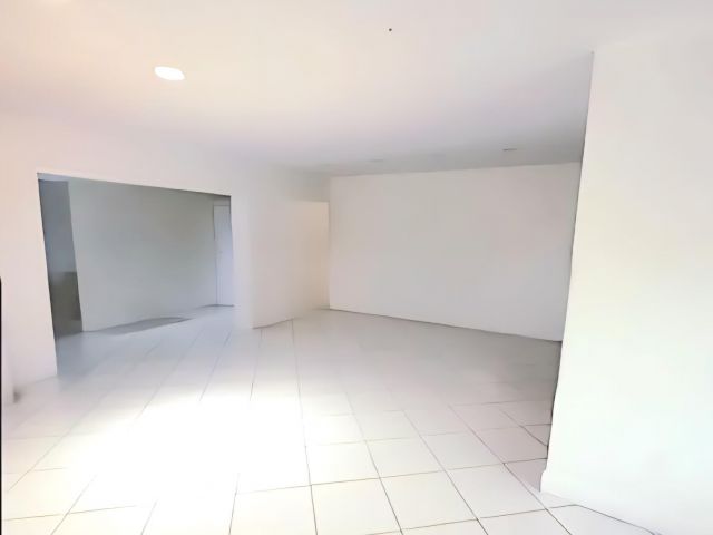 Дом в аренду по адресу 19323 Carolina Circle - фото 6608779