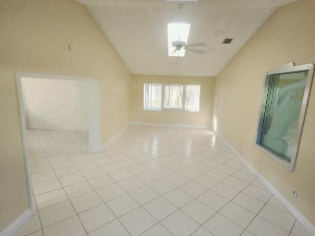 Дом в аренду по адресу 19323 Carolina Circle - фото 6797085