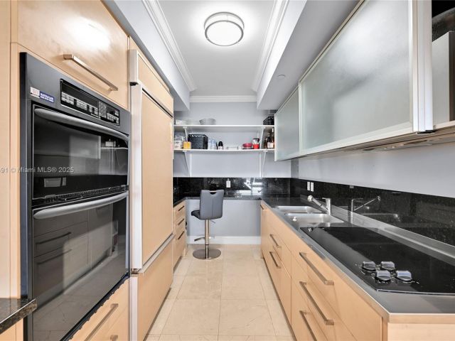 Продажа квартиры #1507 - фото 6605898