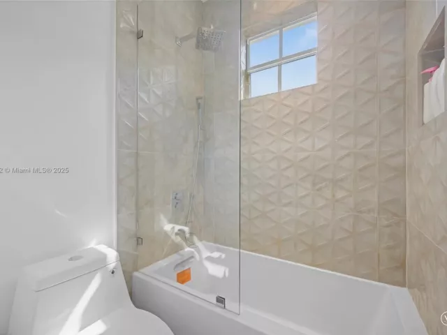 Продажа дома по адресу 19460 39th Ct - фото 6598991