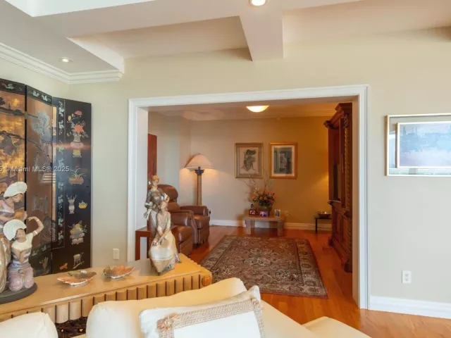 Продажа квартиры #2203 - фото 6602065