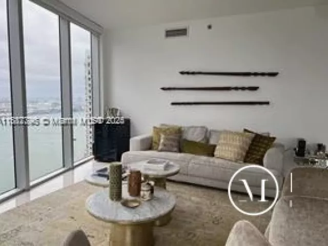 Продажа квартиры #3202 - фото 7395530