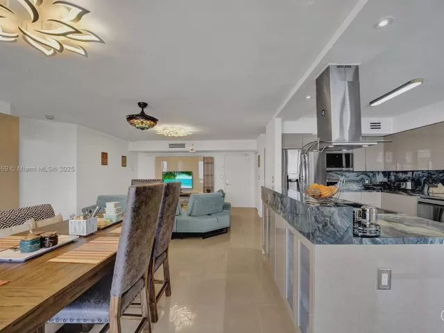 Продажа квартиры #2002 - фото 6608701