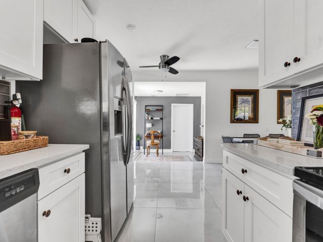 Продажа дома по адресу 2301 Ridgeway Avenue - фото 6601413