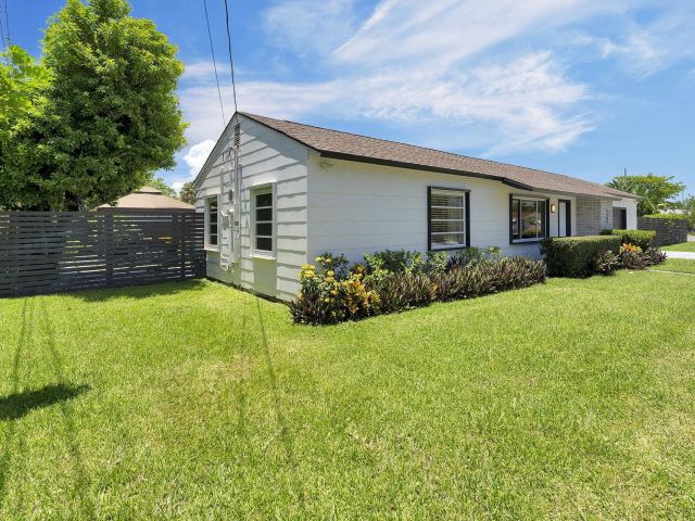 Продажа дома по адресу 2301 Ridgeway Avenue - фото 6601419