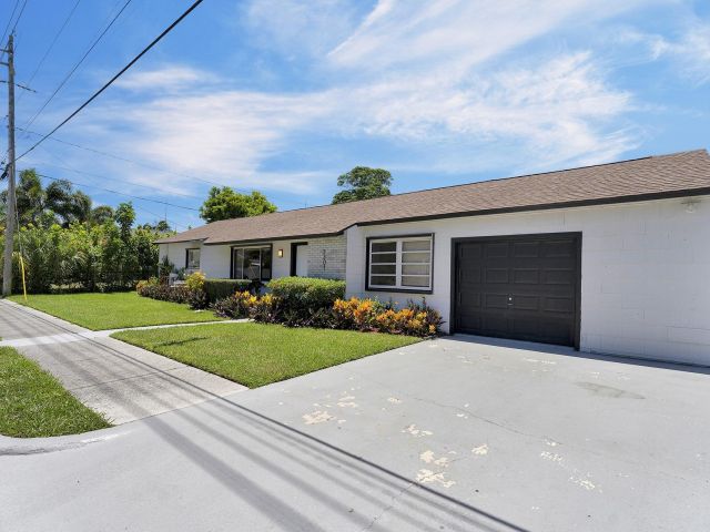 Продажа дома по адресу 2301 Ridgeway Avenue - фото 6601421