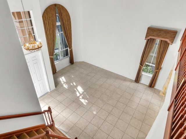 Дом в аренду по адресу 4795 S Classical Boulevard - фото 6606540