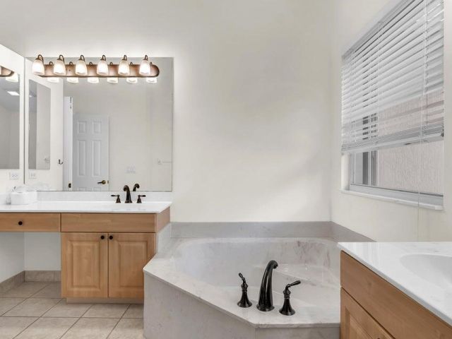 Дом в аренду по адресу 4795 S Classical Boulevard - фото 6606549