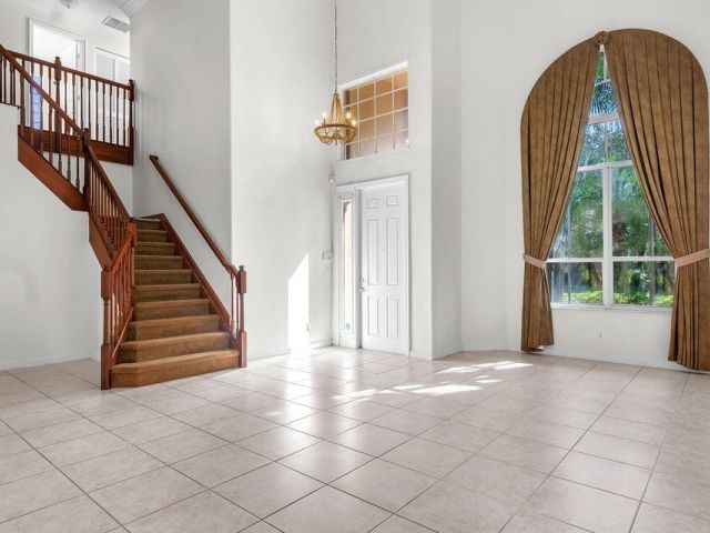 Дом в аренду по адресу 4795 S Classical Boulevard - фото 6606550