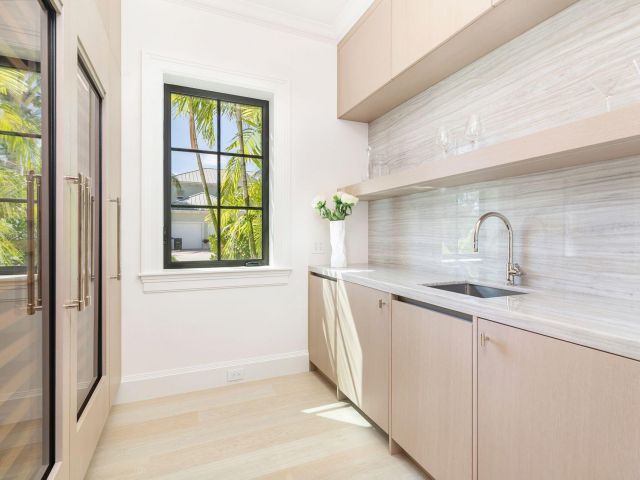 Продажа дома по адресу 215 Summa Street - фото 6620264