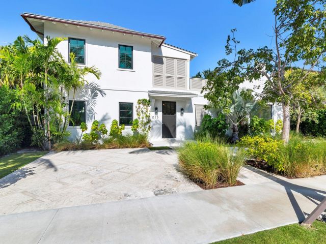 Продажа дома по адресу 215 Summa Street - фото 6620271