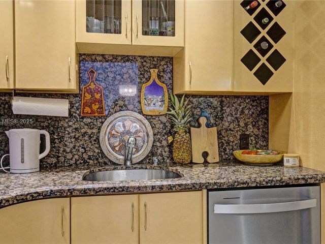 Продажа квартиры #1931 - фото 6625729