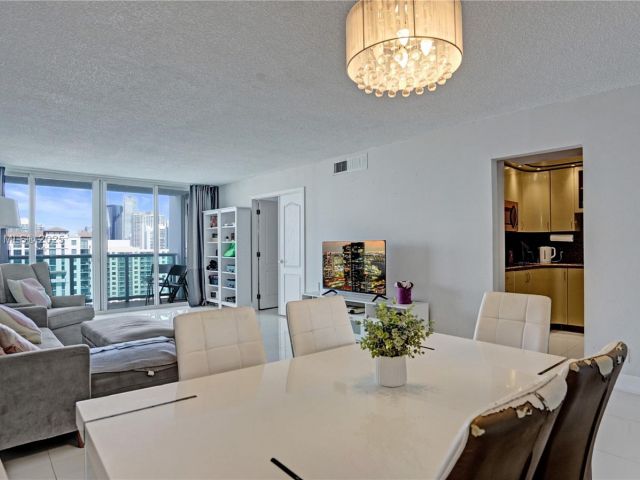 Продажа квартиры #1931 - фото 6625735