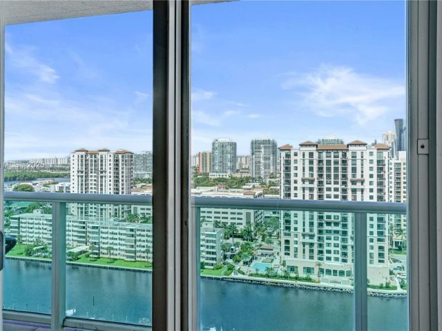 Продажа квартиры #1931 - фото 6625744