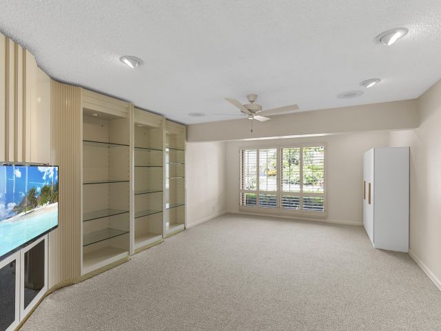 Продажа дома по адресу 627 Pine Lake Drive - фото 6606116