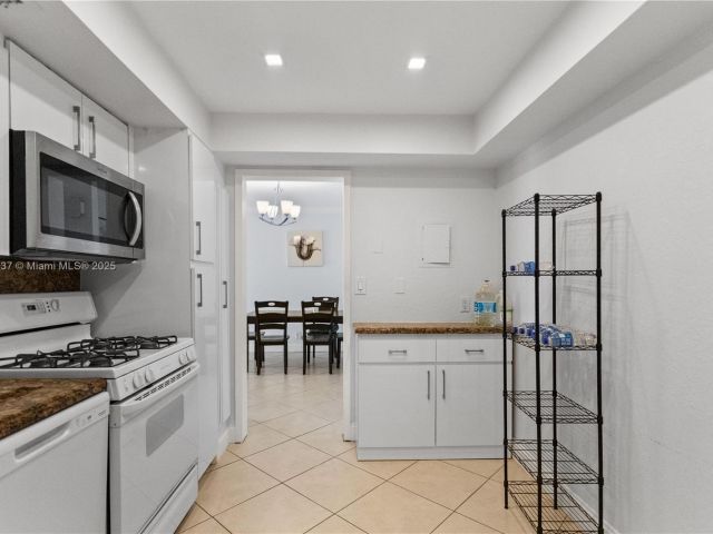 Продажа квартиры #1710 - фото 6605524