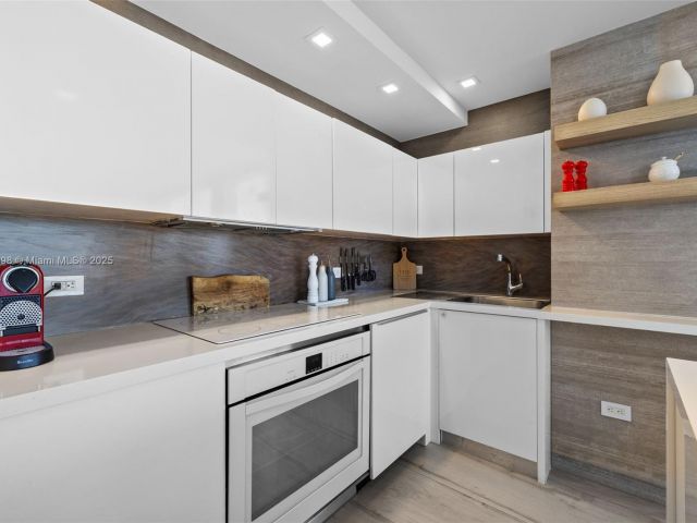 Продажа квартиры #3407 - фото 6609423