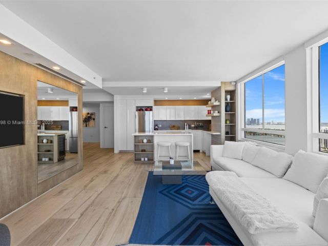 Продажа квартиры #3407 - фото 6609429