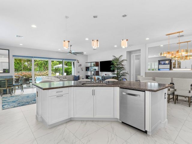 Продажа дома по адресу 13655 Whistler Mountain Road - фото 6606134