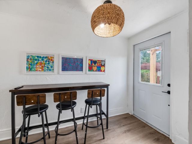 Дом в аренду по адресу 308 SW 1st Street - фото 6606572