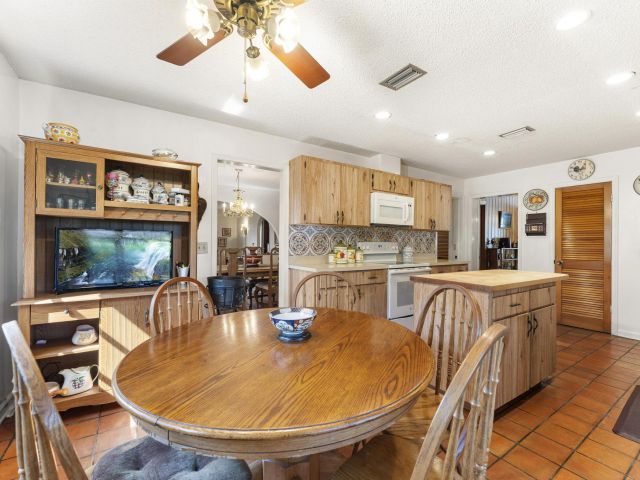 Продажа дома по адресу 2282 Palmetto Road - фото 6606281