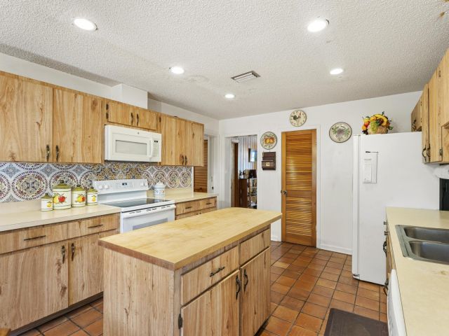 Продажа дома по адресу 2282 Palmetto Road - фото 6606283