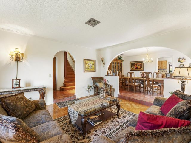 Продажа дома по адресу 2282 Palmetto Road - фото 6606291