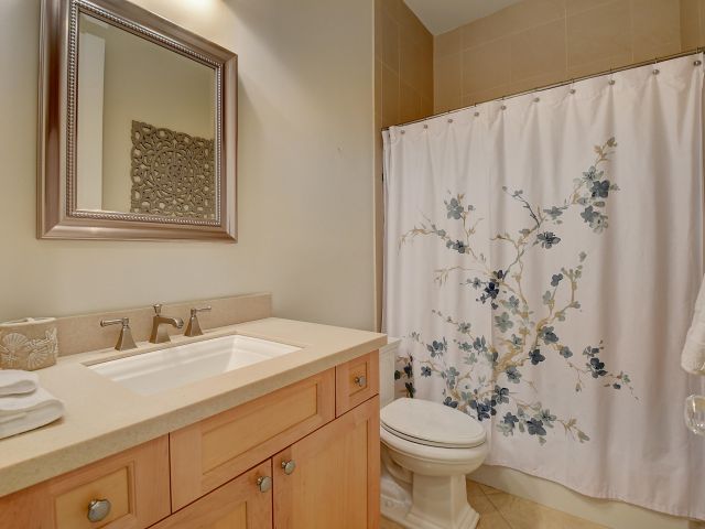 Дом в аренду по адресу 1120 Ocean Terrace - фото 6607750