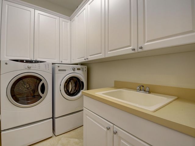 Дом в аренду по адресу 1120 Ocean Terrace - фото 6607752