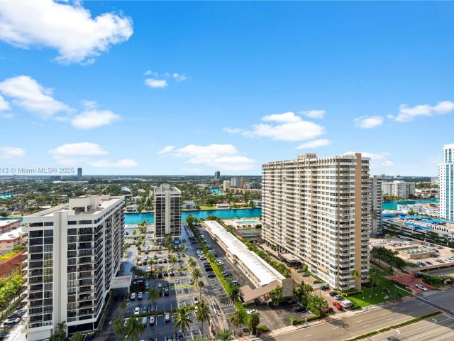 Продажа квартиры #2127 - фото 6607723