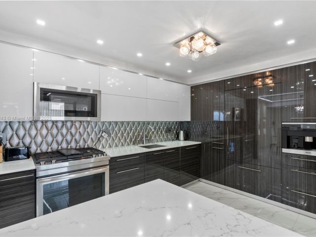 Продажа квартиры #2127 - фото 6607732