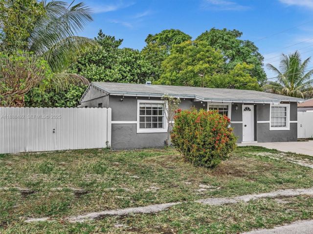 Продажа дома по адресу 1624 S 23rd Ave - фото 6603986