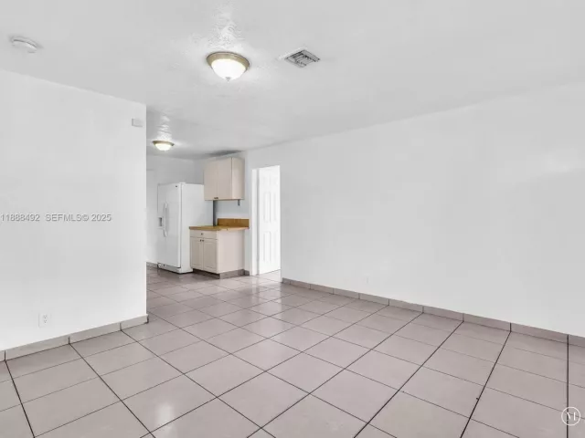 Продажа дома по адресу 1624 S 23rd Ave - фото 6603976