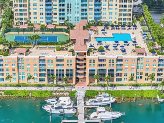 Продажа квартиры #1103 - фото 6614866