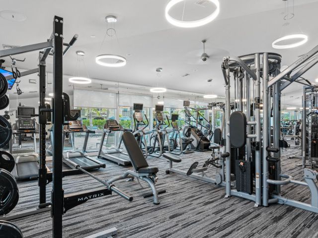 Дом в аренду по адресу 1090 Quaye Lake Circle - фото 6606350