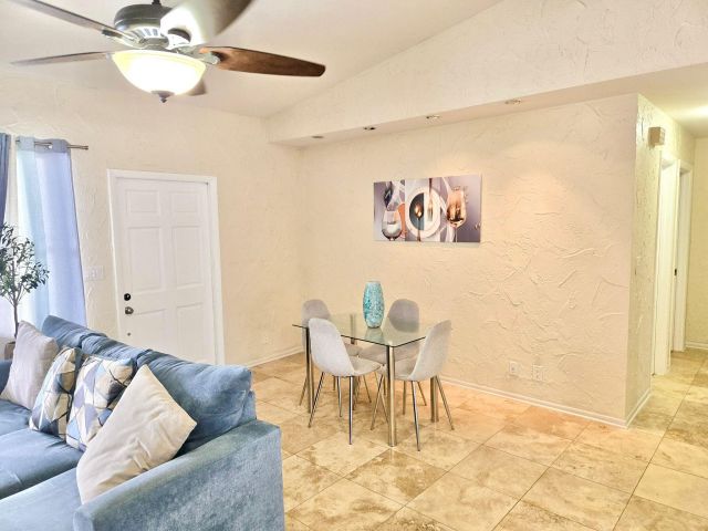 Дом в аренду по адресу 3460 SW 3rd Street - фото 6622104