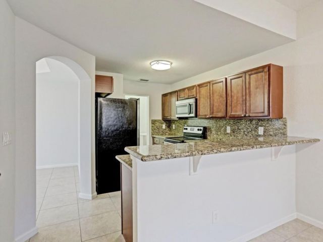 Дом в аренду по адресу 6515 Diamond Springs Terrace 2404 - фото 6606390