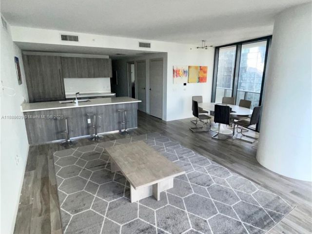 Продажа квартиры #3304 - фото 6607021